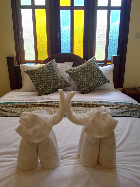 Baan Bussaba Hotel ترانغ المظهر الخارجي الصورة